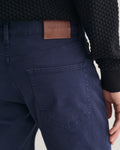 MARINE, SLIM DESERT JEANS, CLOSE-UP BY GANT AU.