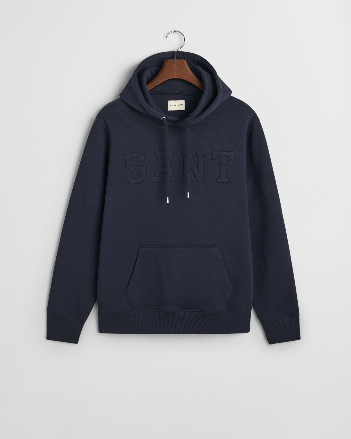 EVENING BLUE, EMBOSSED SWEAT HOODIE, FLAT-LAY BY GANT AU.