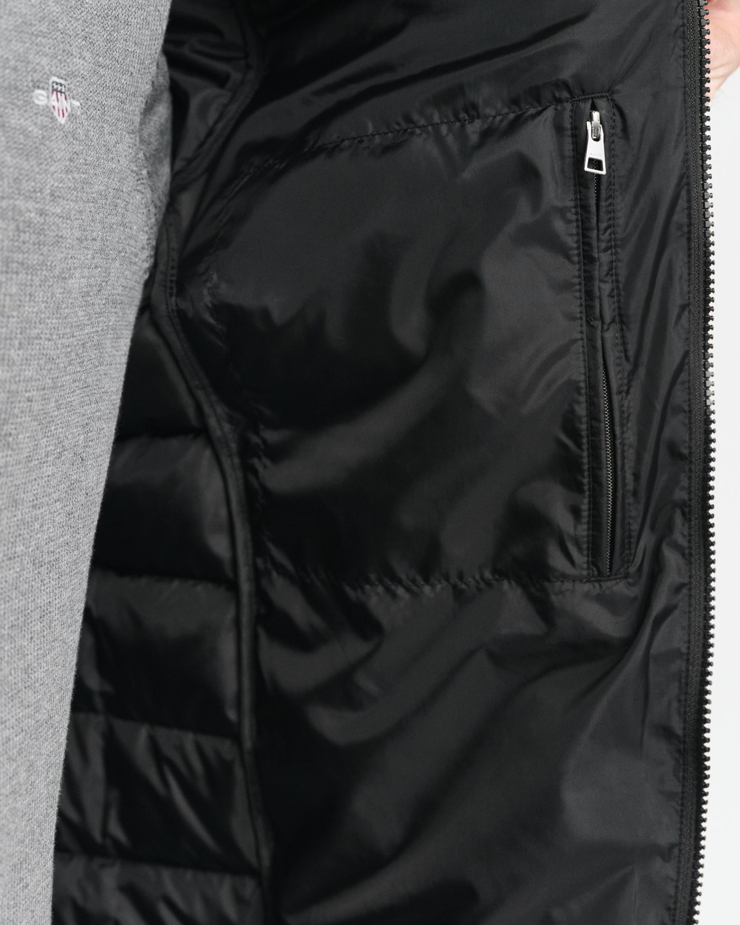 BLACK, LIGHT DOWN JACKET, CLOSE-UP BY GANT AU.