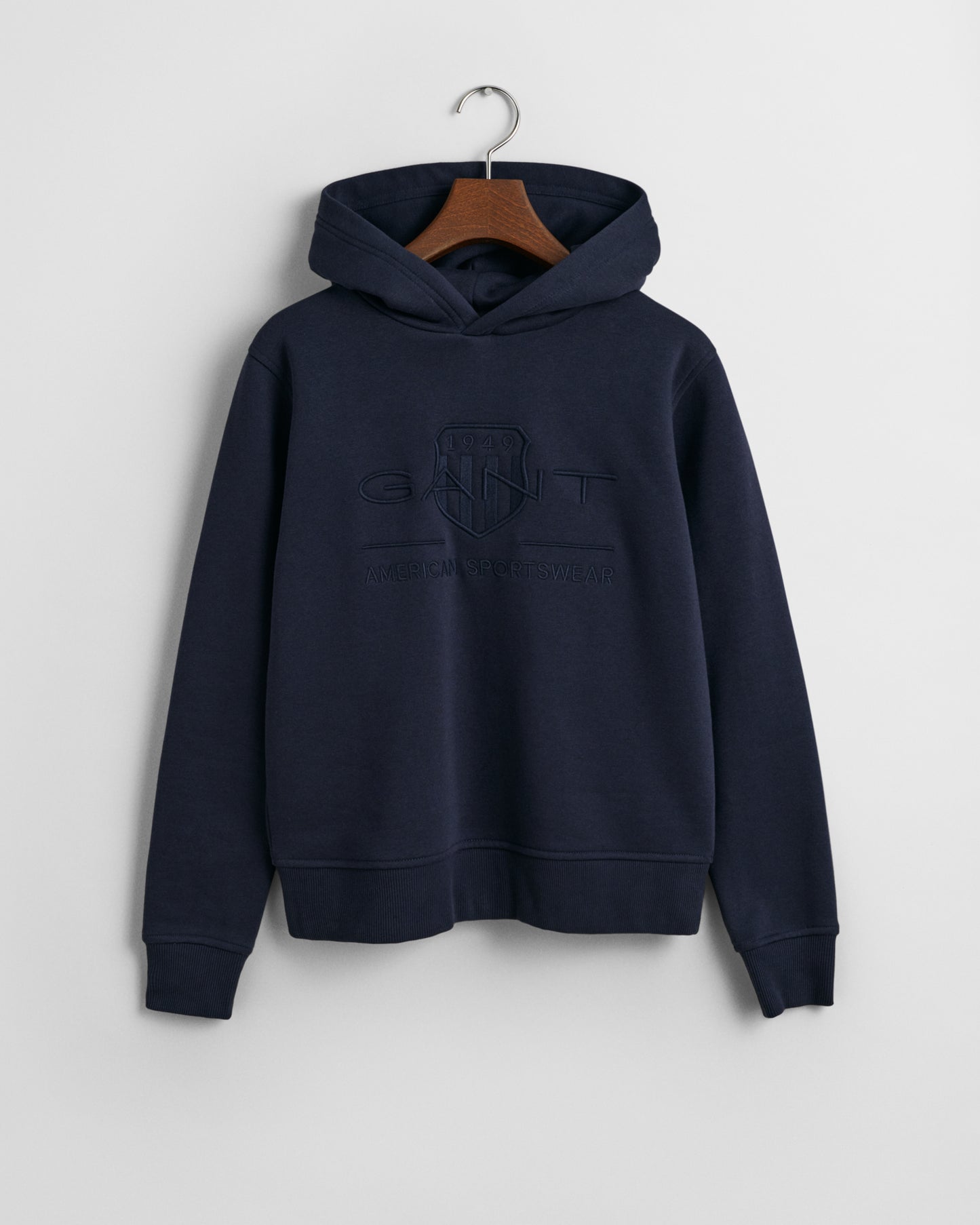 EVENING BLUE, TONAL SHIELD HOODIE BY GANT AU.