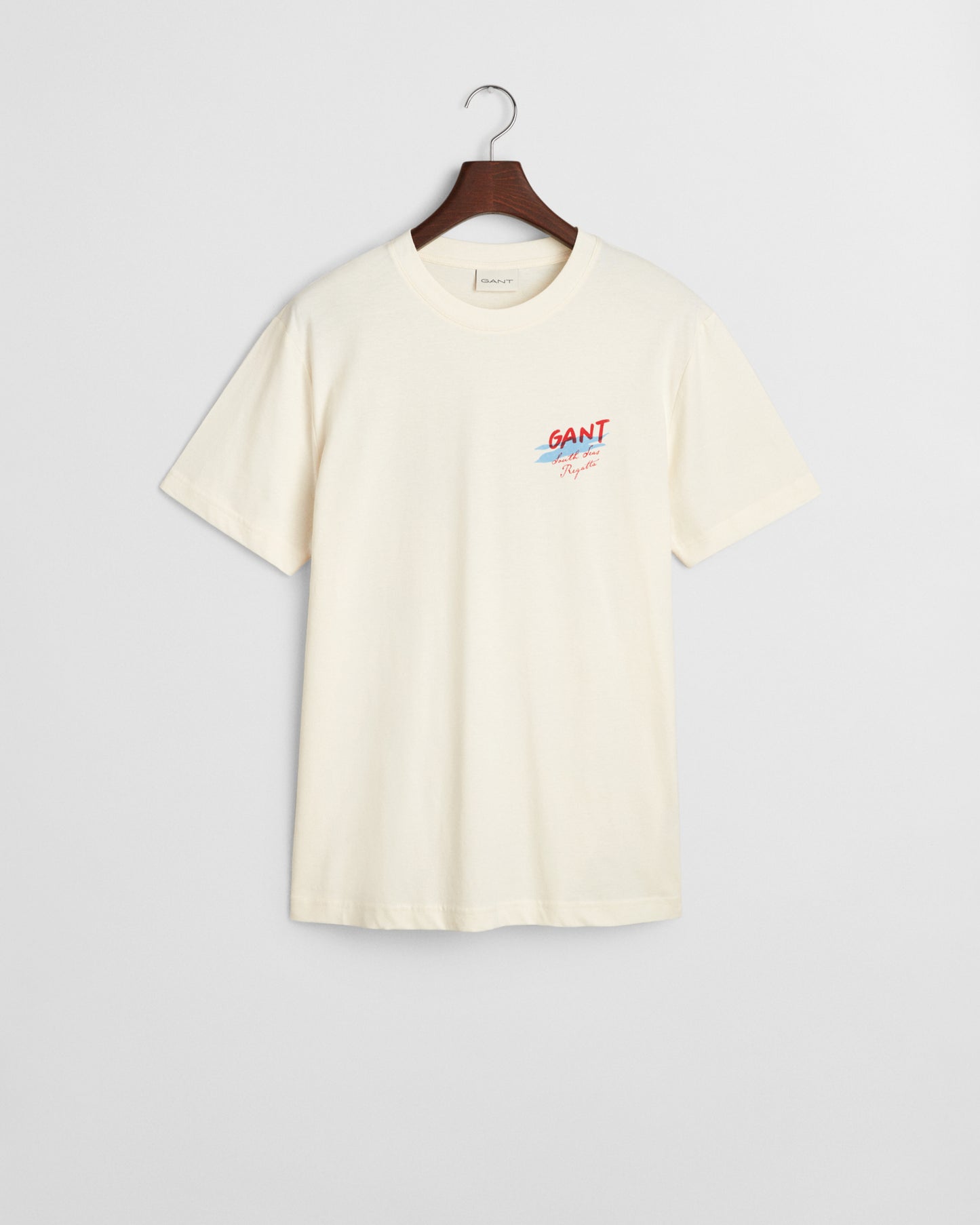 CREAM, PLACED GRAPHIC T-SHIRT, FLAT-LAY BY GANT AU.