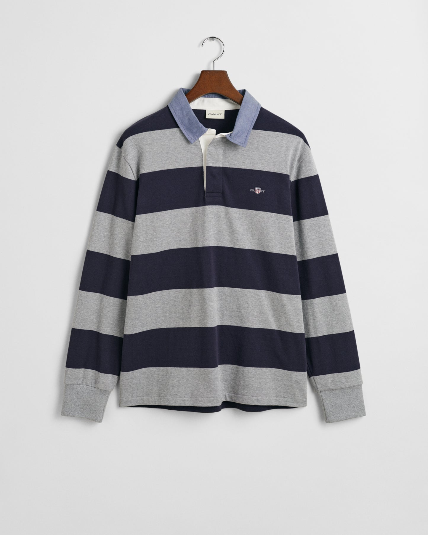 GREY MELANGE, REG CHAMBRAY STRIPE HEAVY RUGGER, FLAT-LAY BY GANT AU.
