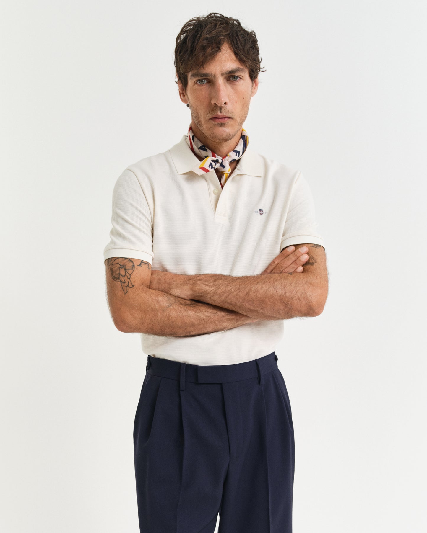 CREAM, TEXTURED POLO, FRONT-VIEW BY GANT AU.