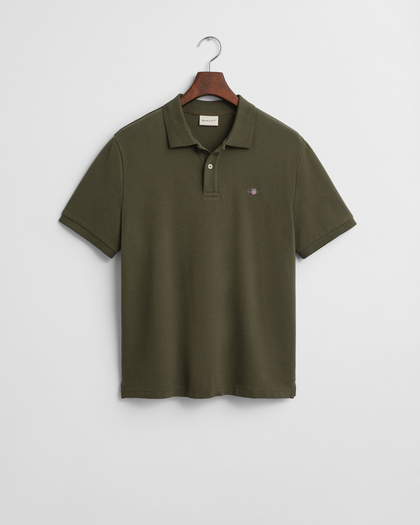 JUNIPER GREEN, TEXTURED POLO, FLAT-LAY BY GANT AU.