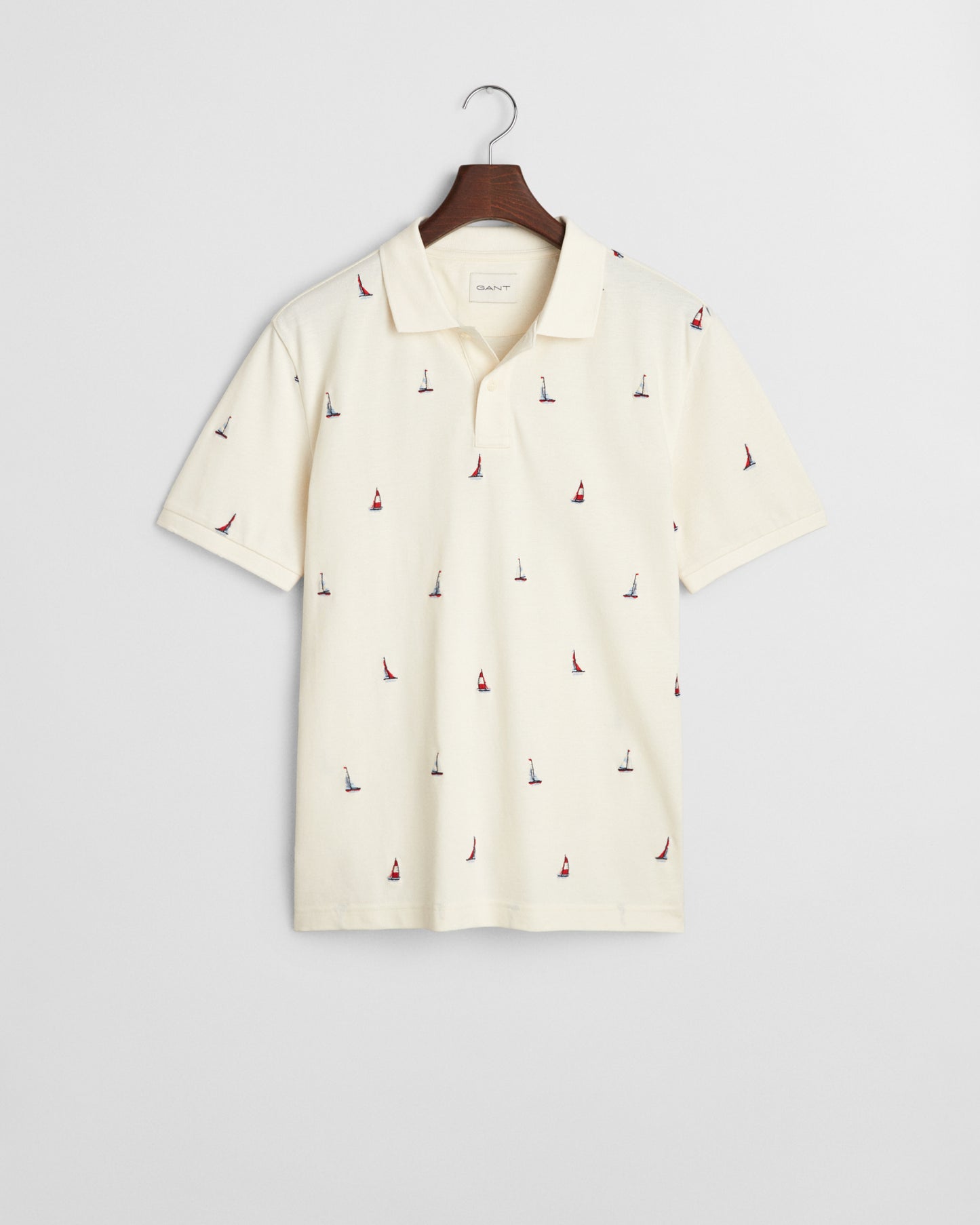 CREAM, EMBROIDERED GRAPHIC POLO, FLAT-LAY BY GANT AU.