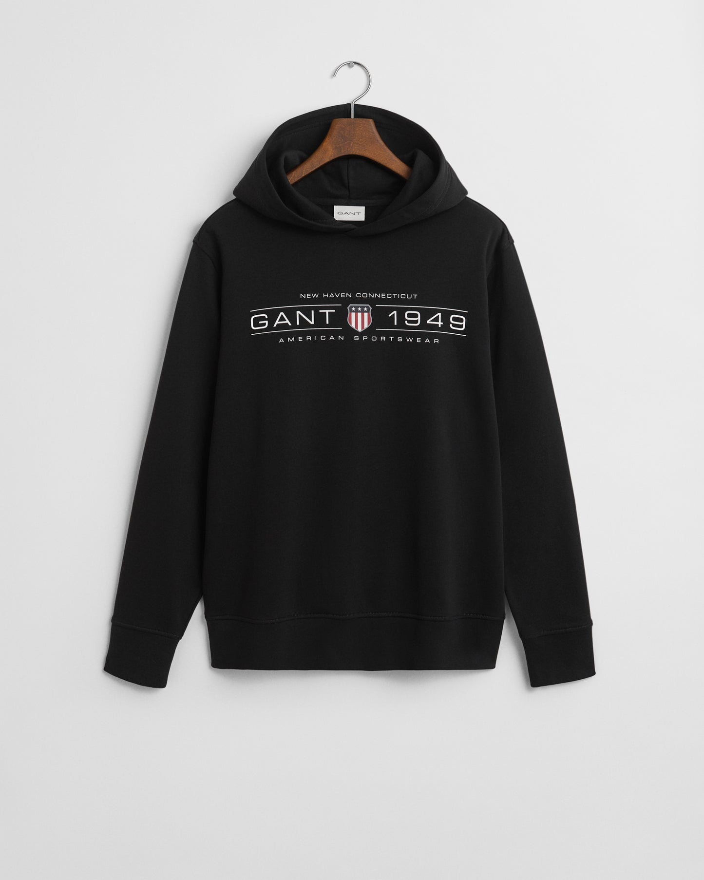 BLACK, GRAPHIC HOODIE, FLAT-LAY BY GANT AU.