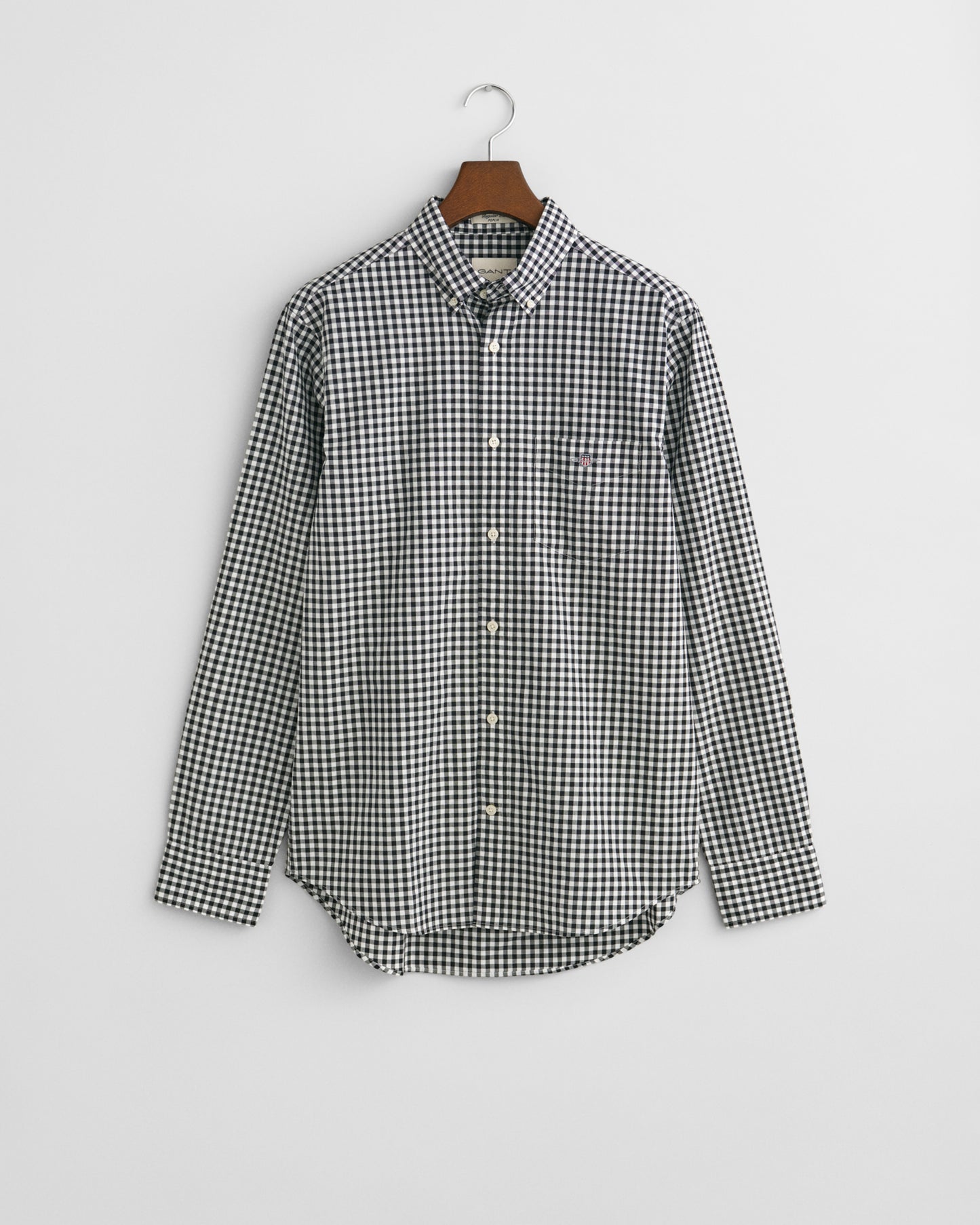 BLACK, REG CLASSIC POPLIN GINGHAM SHIRT, FLAT-LAY BY GANT AU.