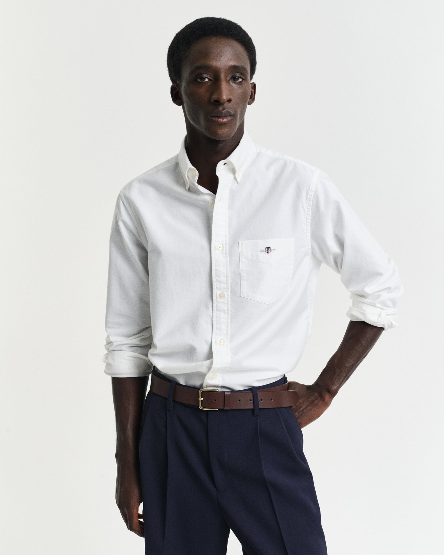 WHITE, REG CLASSIC OXFORD SHIRT, FRONT-VIEW BY GANT AU.