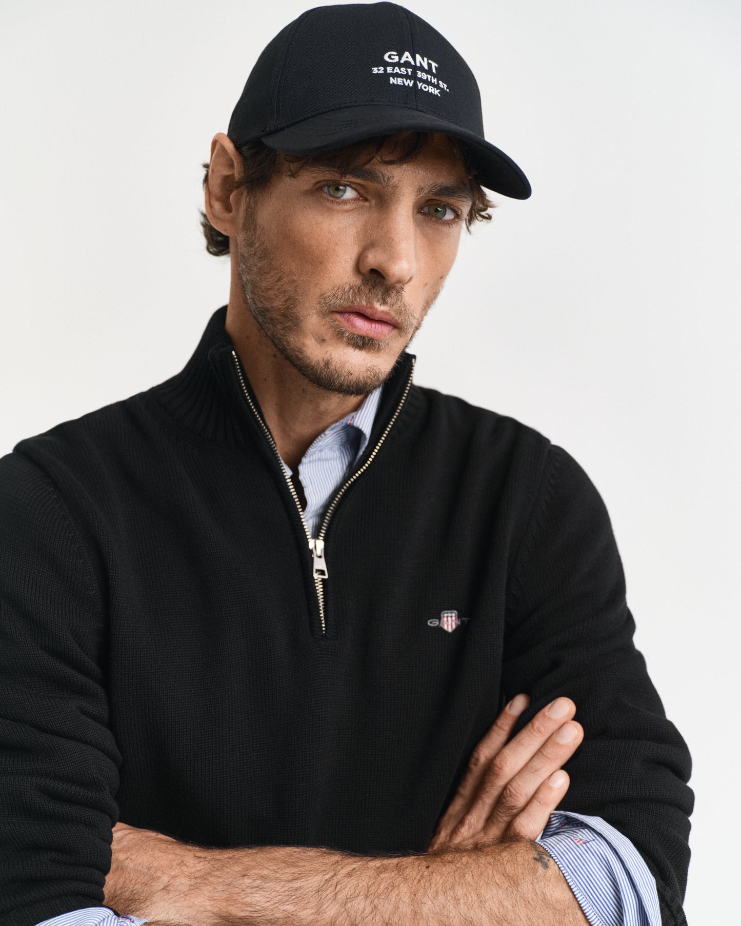 BLACK, CASUAL COTTON HALF ZIP, CLOSE-UP BY GANT AU.