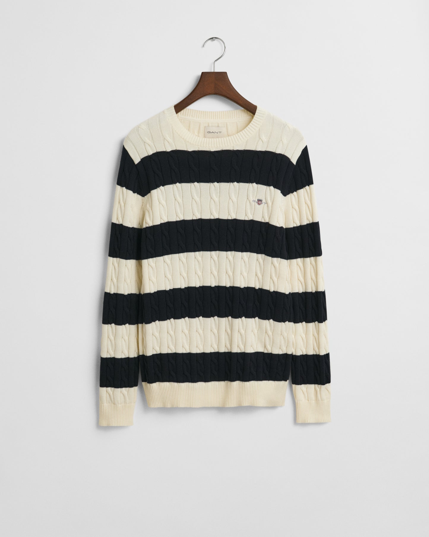 EVENING BLUE, STRIPED COTTON CABLE C-NECK, FLAT-LAY BY GANT AU.