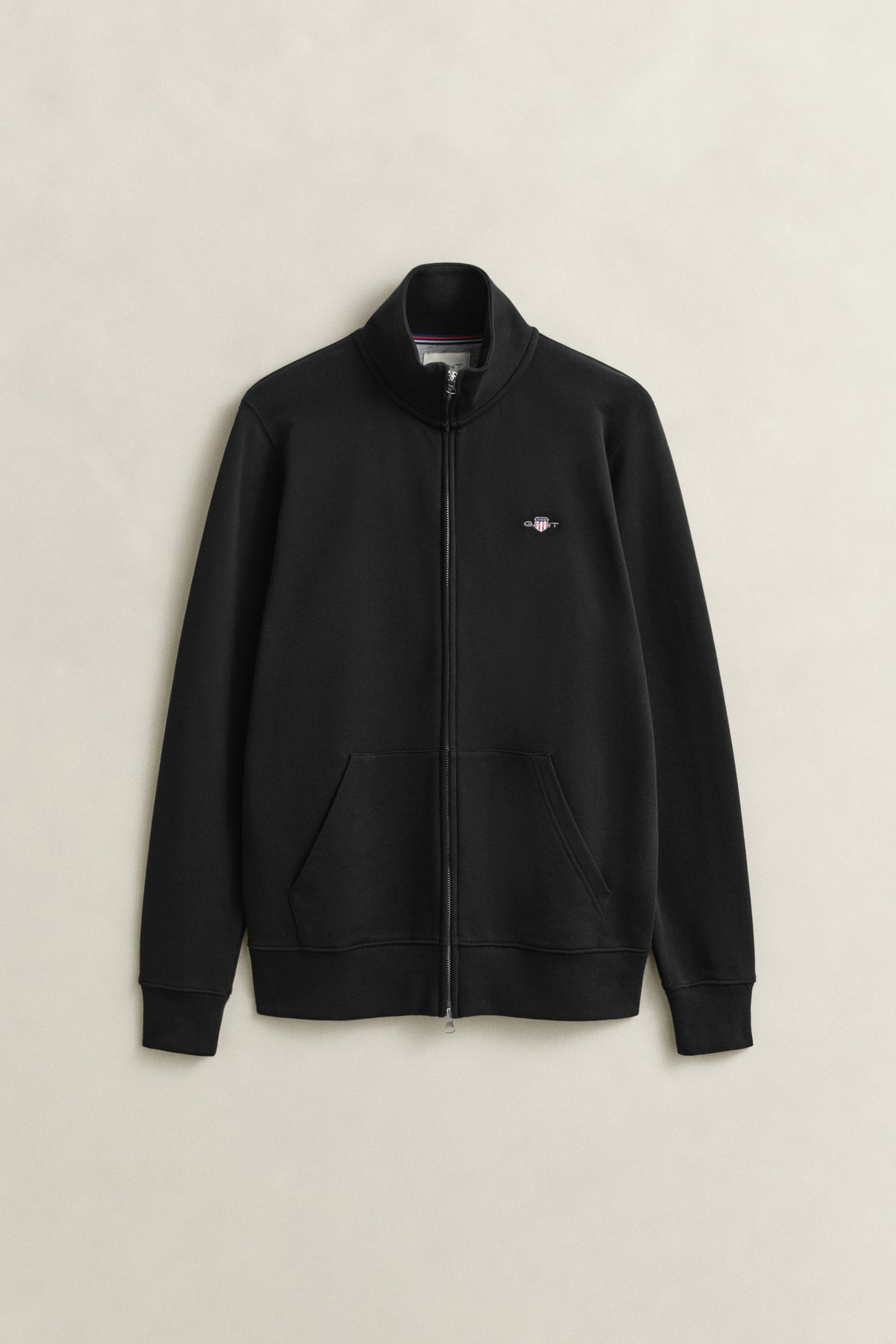 BLACK, REG SHIELD FULL ZIP SWEAT, FRONT-VIEW BY GANT AU.