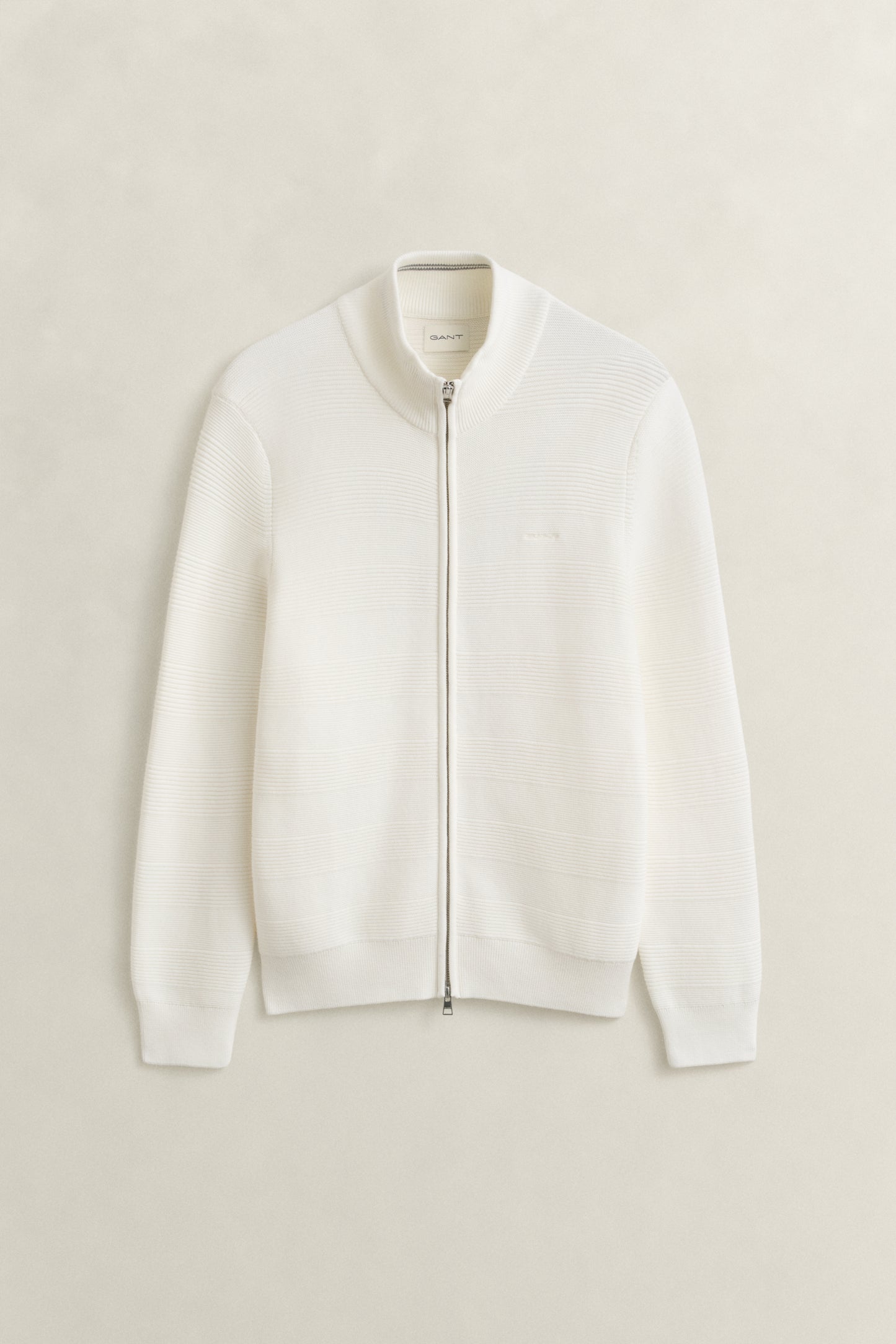 EGGSHELL, COTTON TEXTURE ZIPPED CARDIGAN, FLAT-LAY BY GANT AU.