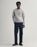 GREY MELANGE, REG TONAL SHIELD C-NECK SWEAT BY GANT AU.