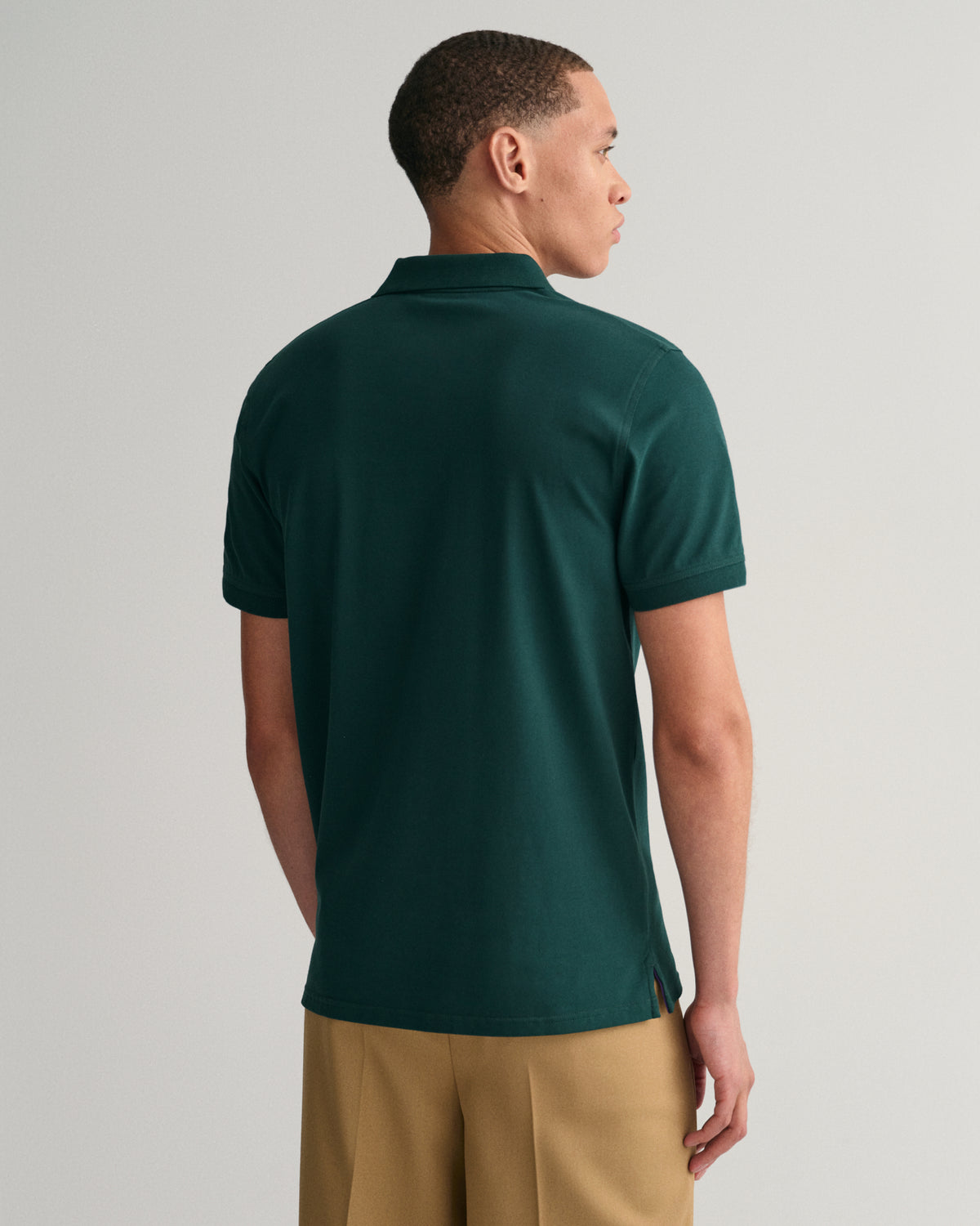 TARTAN GREEN, REG CONTRAST PIQUE SS POLO, BACK-VIEW BY GANT AU.