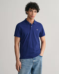 RICH NAVY, REG SHIELD SS PIQUE POLO, FRONT-VIEW BY GANT AU.