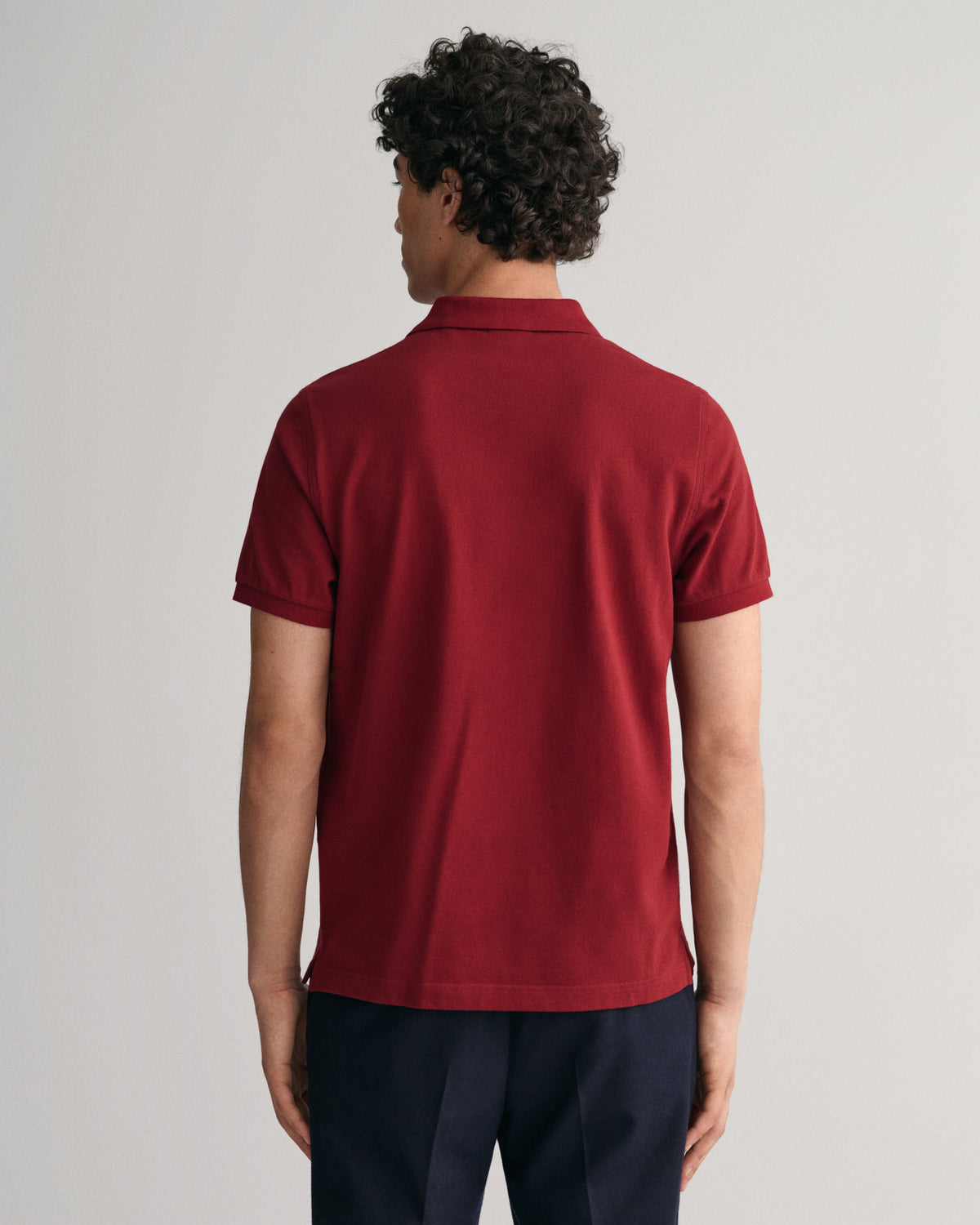 PLUMPED RED, REG SHIELD SS PIQUE POLO, BACK-VIEW BY GANT AU.