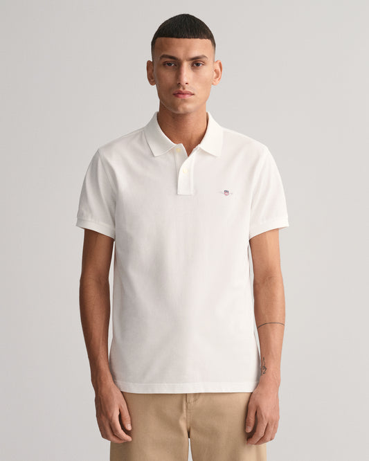 WHITE, SLIM SHIELD SS PIQUE POLO, FRONT-VIEW BY GANT AU.