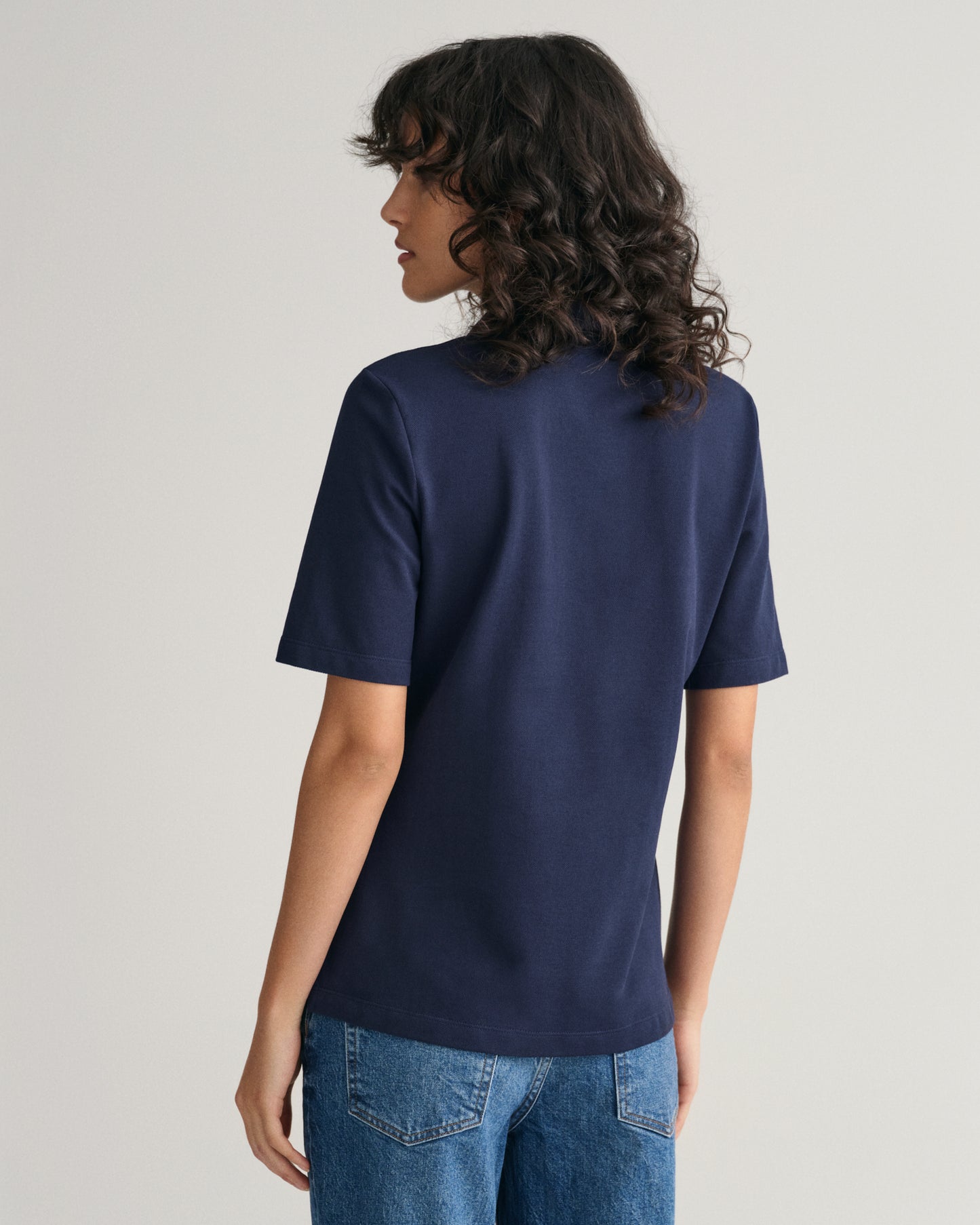 EVENING BLUE, SLIM SHIELD SS PIQUE POLO, BACK-VIEW BY GANT AU.