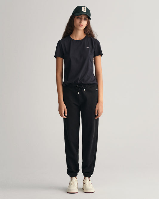 BLACK, SHIELD SWEATPANTS, FRONT-VIEW BY GANT AU.