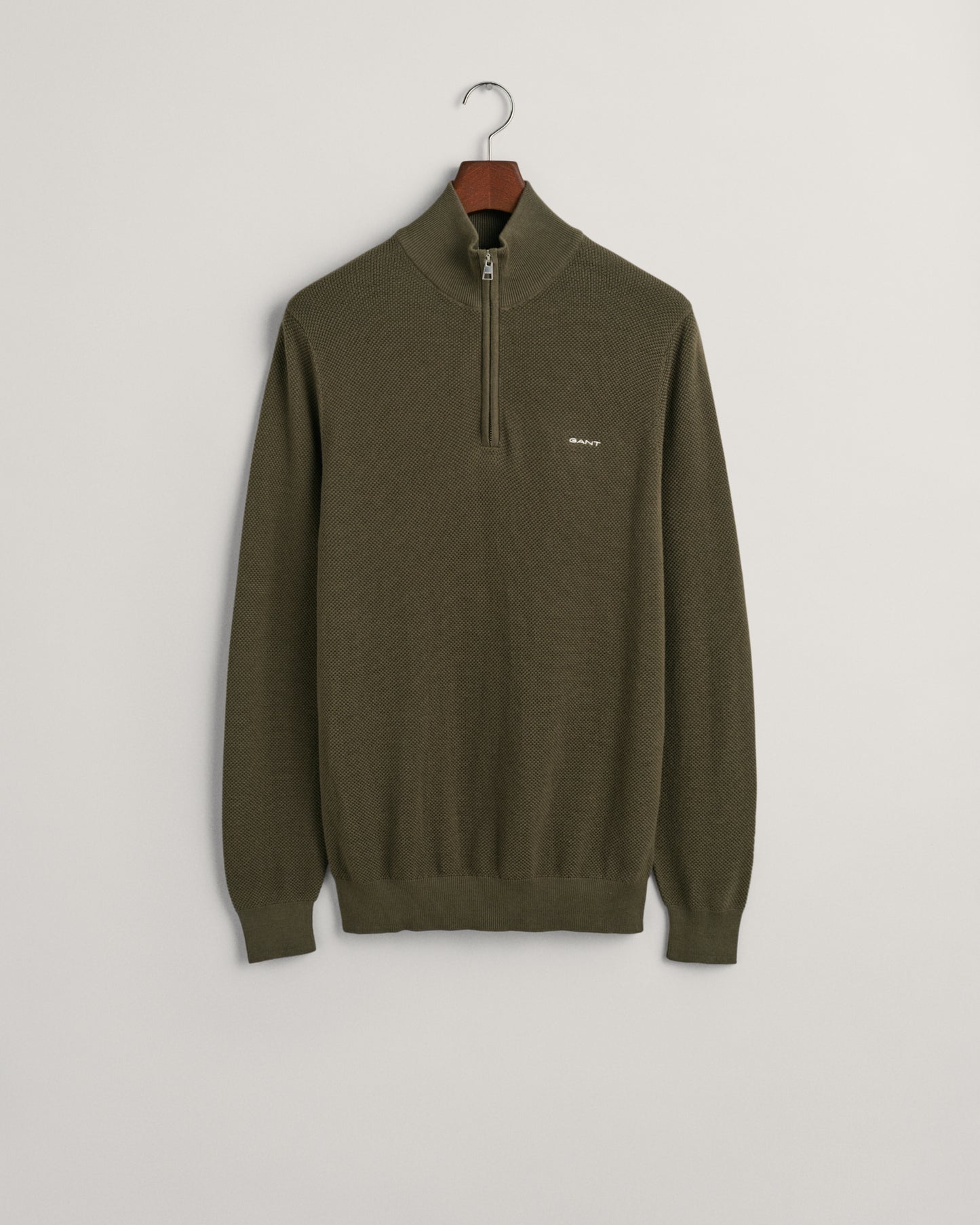 JUNIPER GREEN, COTTON PIQUE HALF ZIP, FLAT-LAY BY GANT AU.