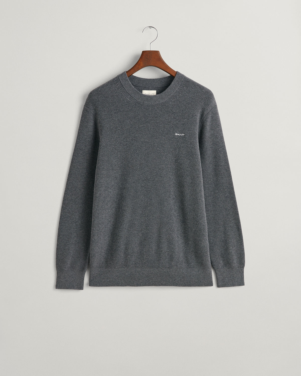 ANTRACIT MELANGE, COTTON WOOL RIB C-NECK, FLAT-LAY BY GANT AU.