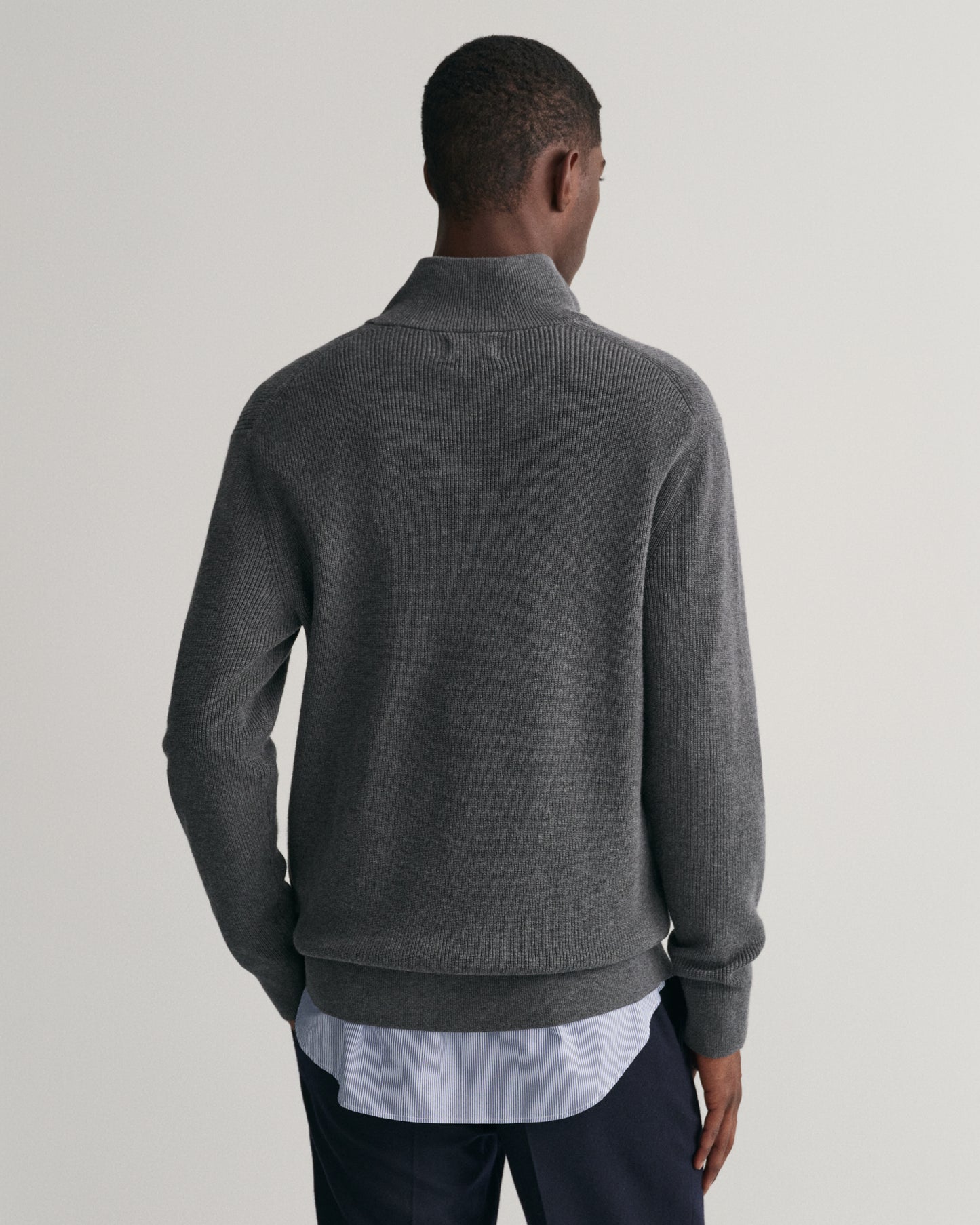 ANTRACIT MELANGE, COTTON WOOL RIB HZ, BACK-VIEW BY GANT AU.