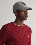 PLUMPED RED, COTTON CABLE C-NECK, CLOSE-UP BY GANT AU.