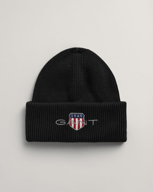 BLACK, ARCHIVE SHIELD COTTON BEANIE, FRONT-VIEW BY GANT AU.