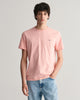 BUBBELGUM PINK, REG SHIELD SS T-SHIRT, FRONT-VIEW BY GANT AU.