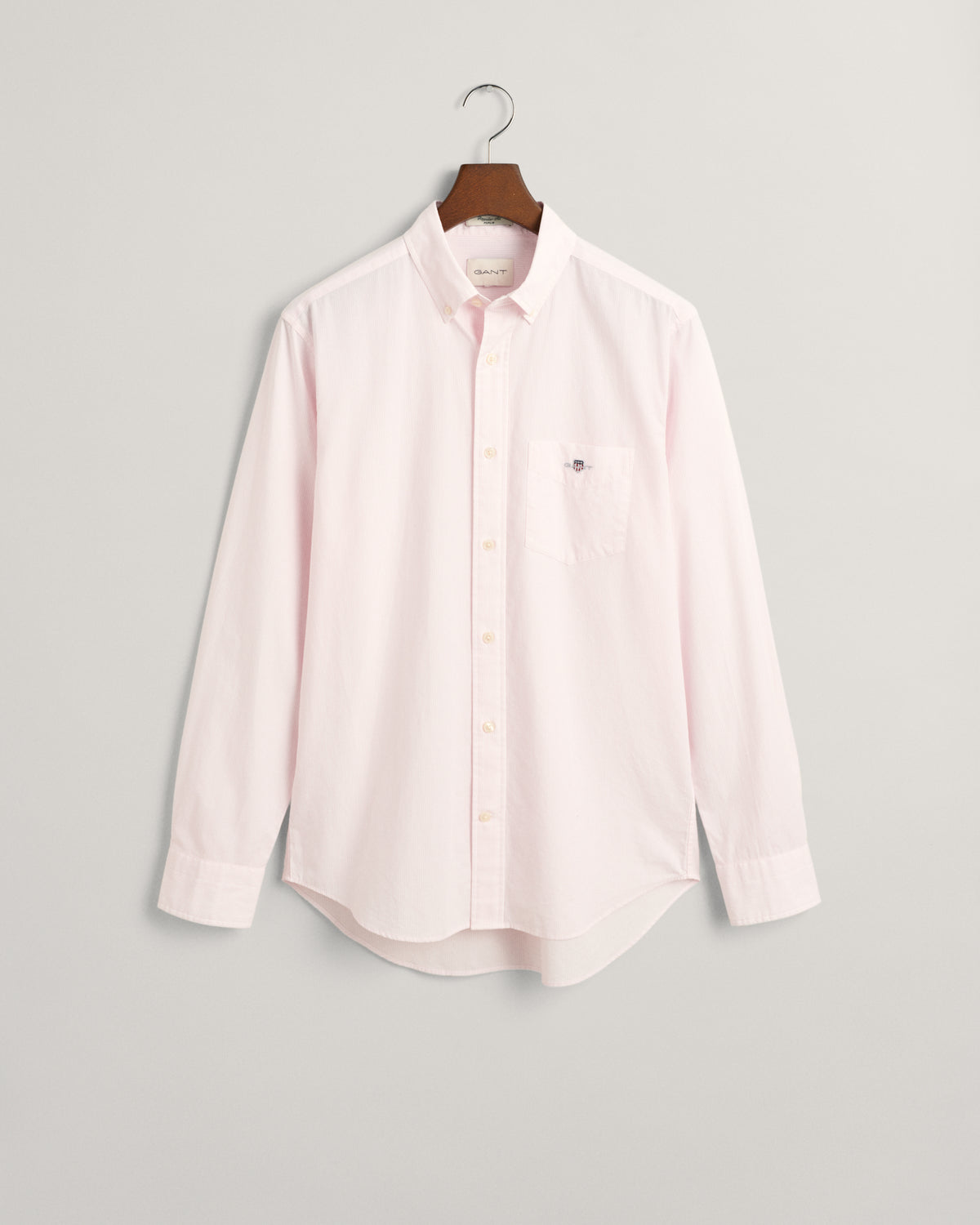 LIGHT PINK, REG CLASSIC POPLIN BANKER SHIRT BY GANT AU.