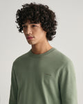 KALAMATA GREEN, TEXTURED COTTON C-NECK, CLOSE-UP BY GANT AU.