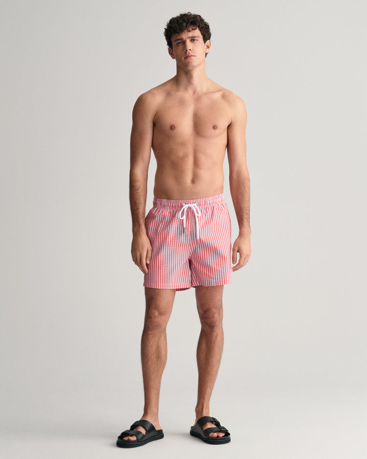 BRIGHT RED, SEERSUCKER SWIM SHORTS BY GANT AU.