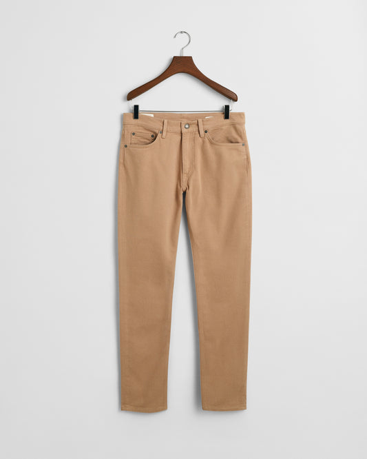 CARAMEL BEIGE, SLIM SOFT TWILL JEANS BY GANT AU.