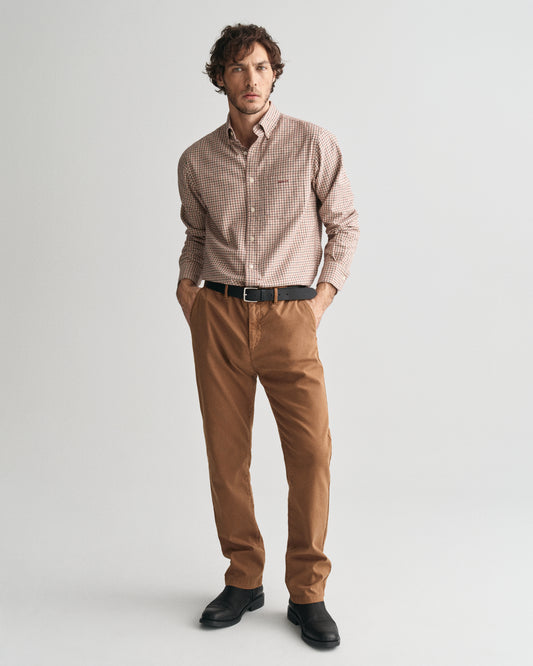 ROASTED WALNUT, SLIM DOBBY STRUCTURE CHINOS, FRONT-VIEW BY GANT AU.