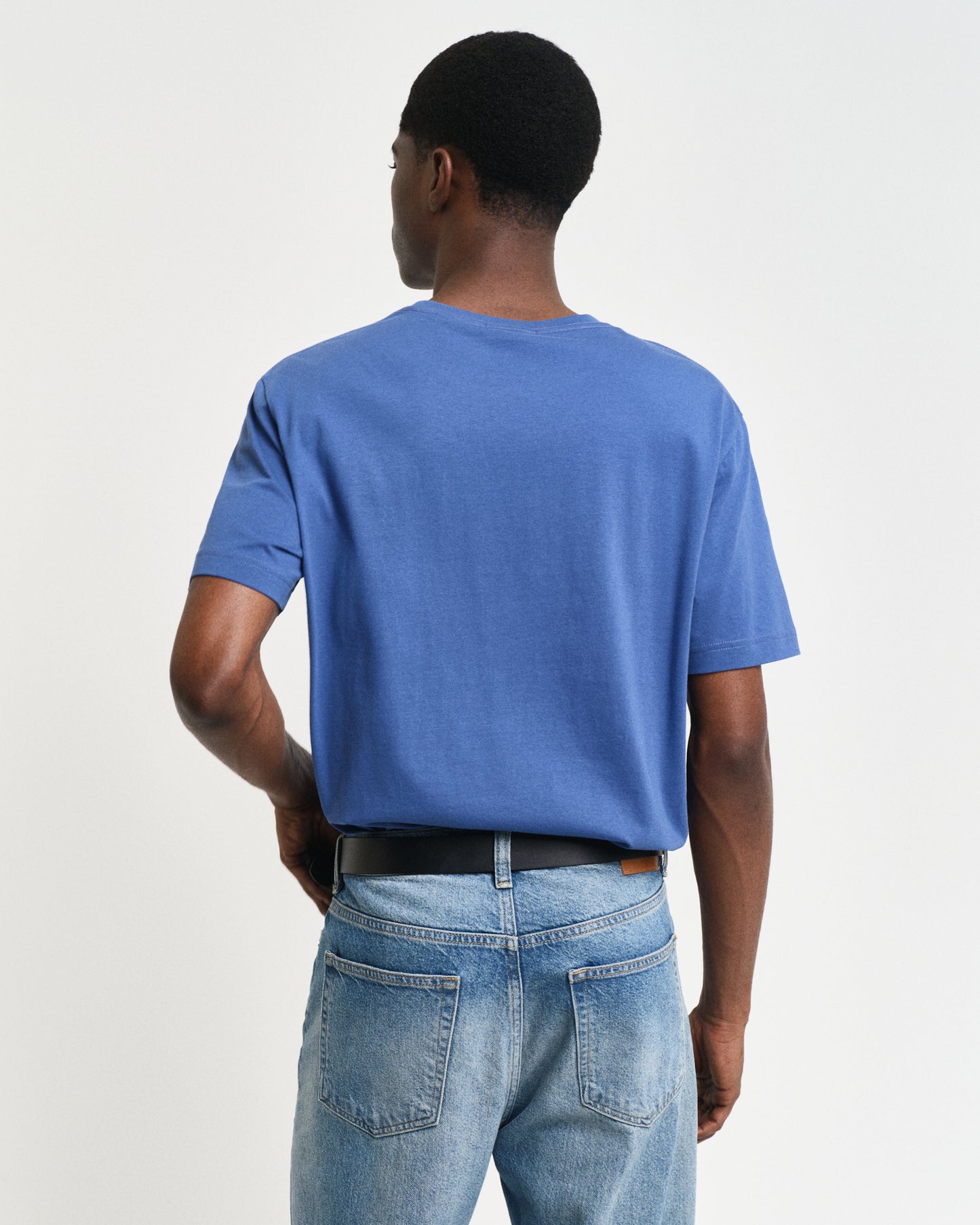 VINTAGE BLUE, REG SHIELD SS T-SHIRT, BACK-VIEW BY GANT AU.