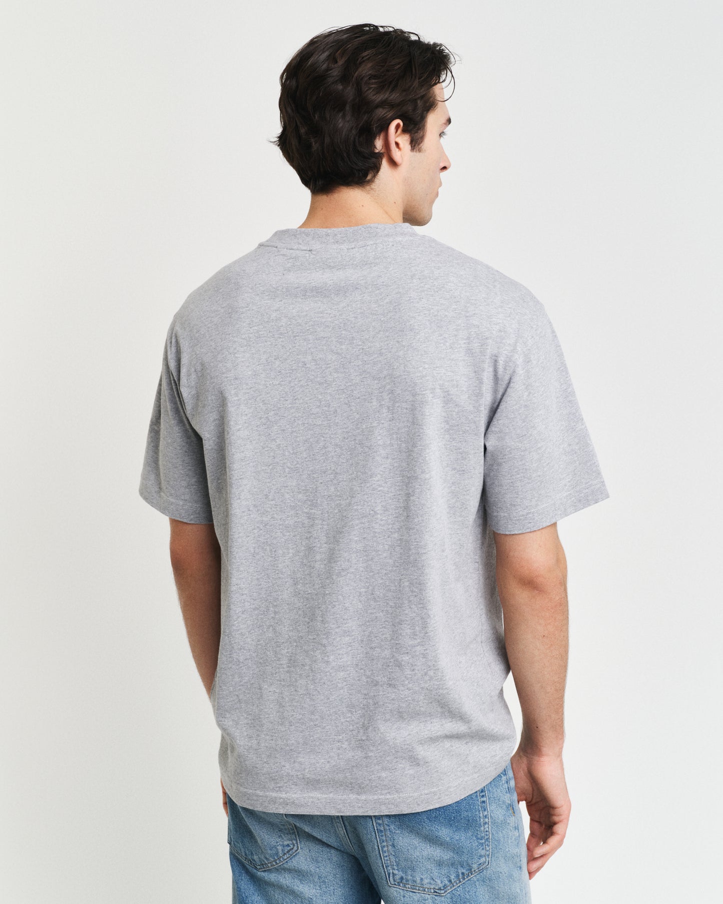 GREY MELANGE, GRAPHIC T-SHIRT, BACK-VIEW BY GANT AU.