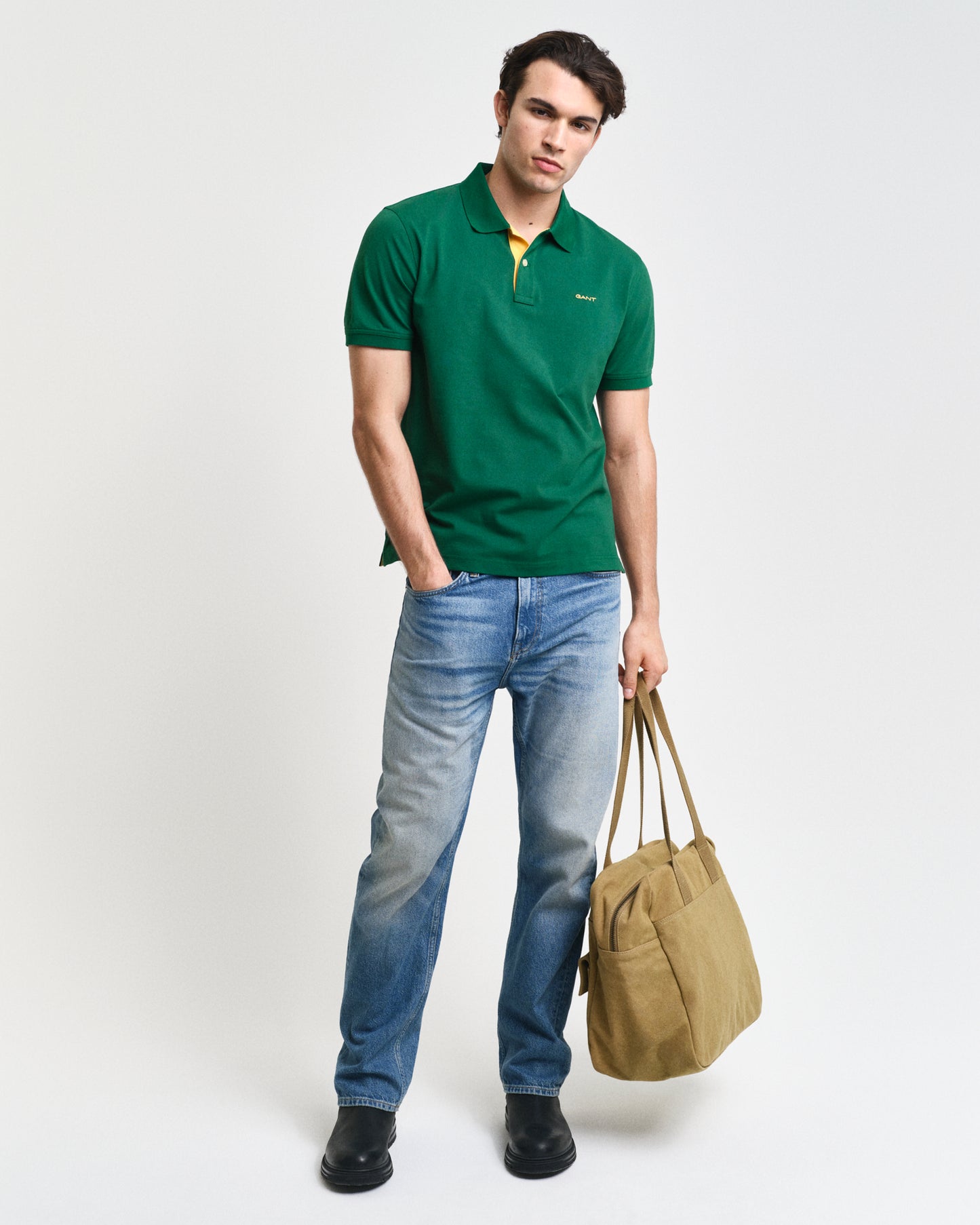 DEEP FOREST GREEN, REG CONTRAST PIQUE SS POLO BY GANT AU.