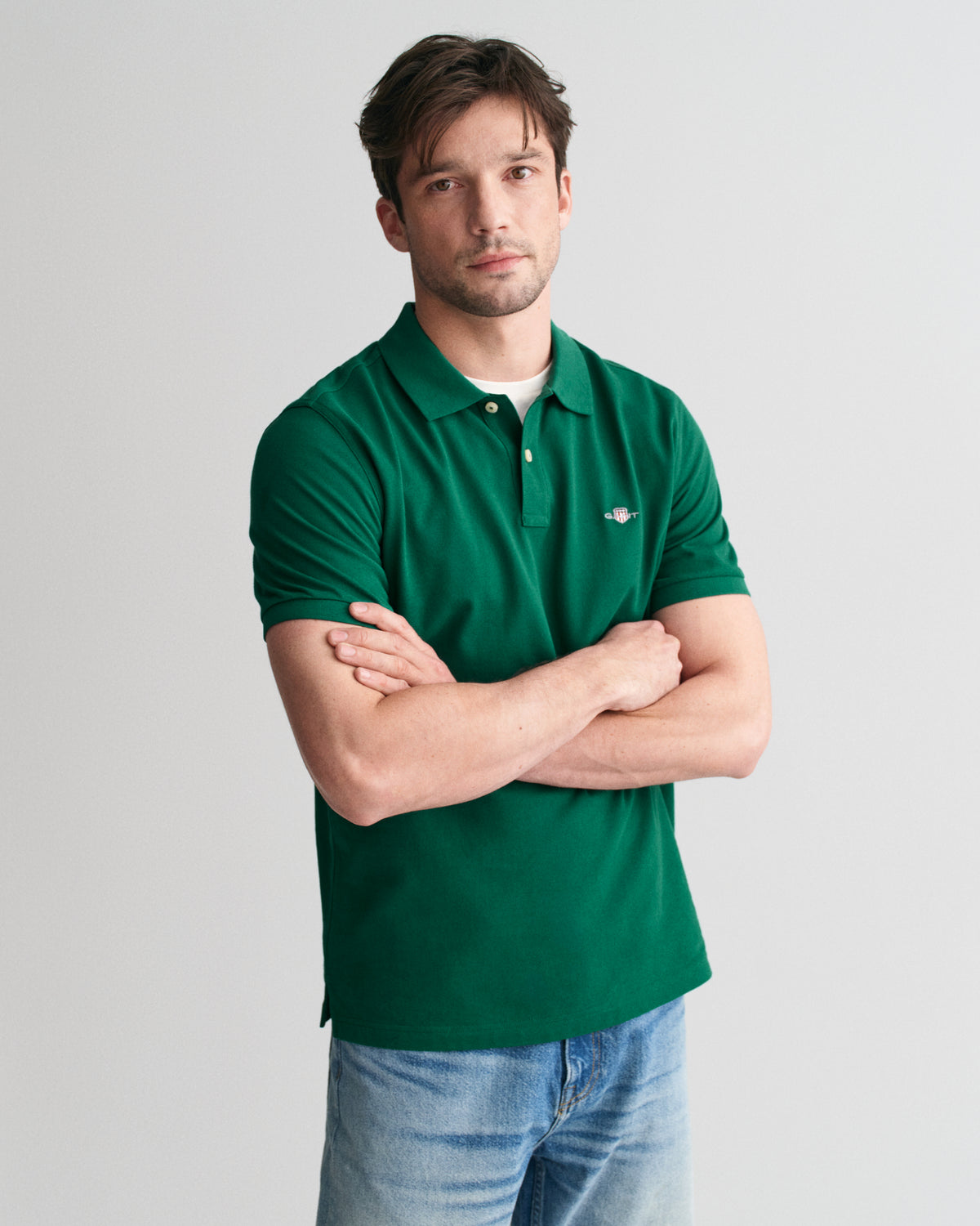 DEEP FOREST GREEN, REG SHIELD SS PIQUE POLO, FRONT-VIEW BY GANT AU.
