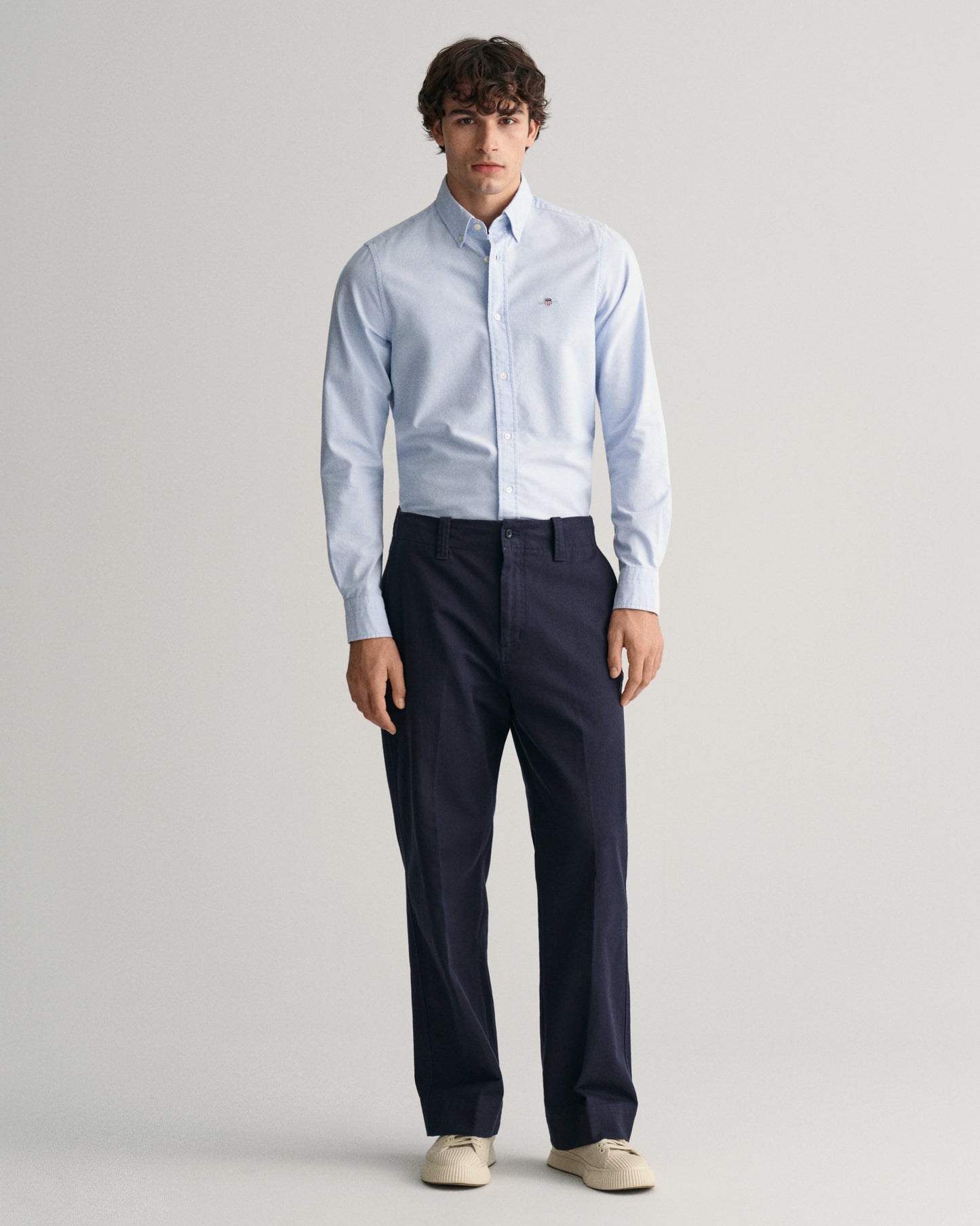 LIGHT BLUE, SLIM STRETCH OXFORD SHIRT BY GANT AU.