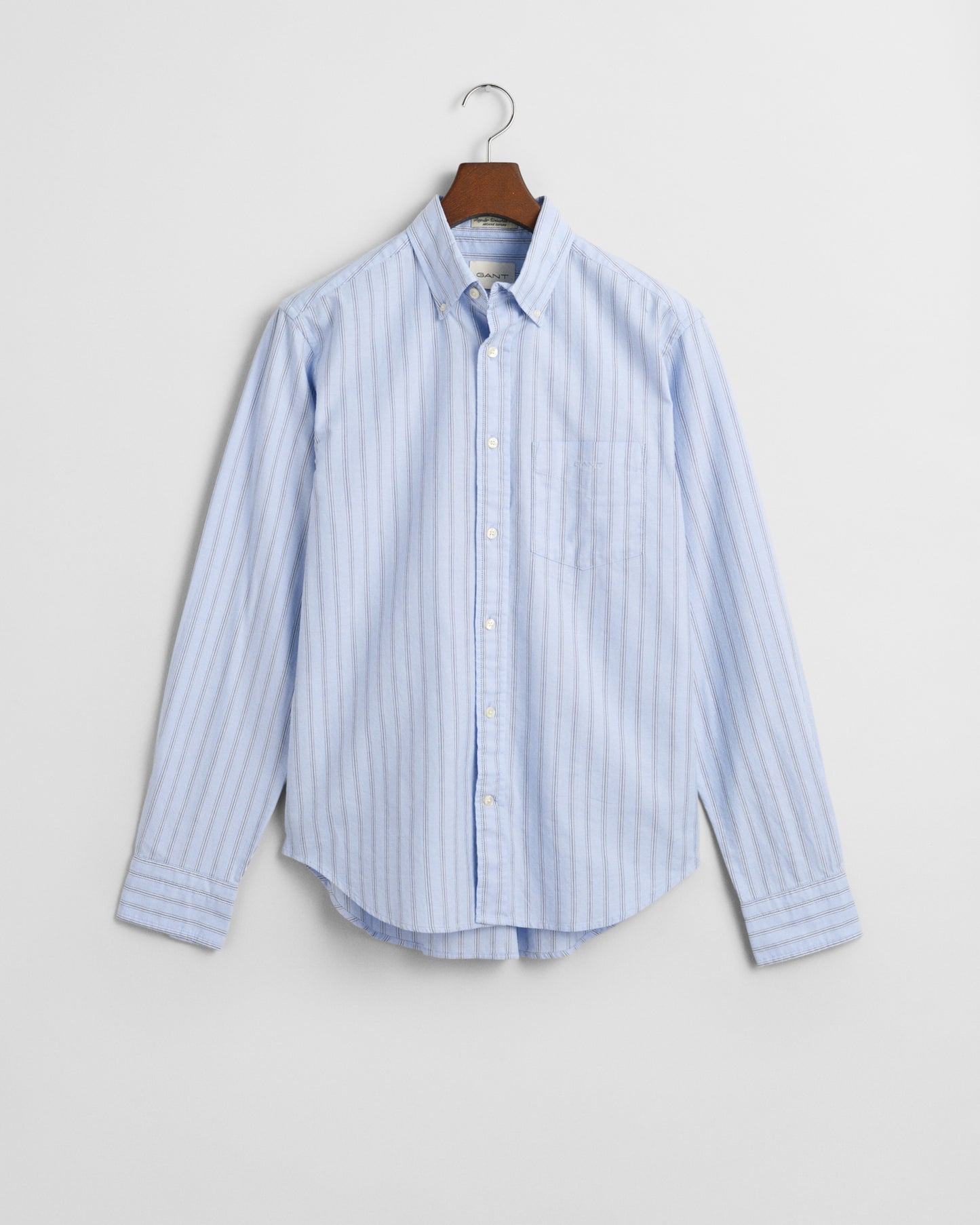 CLEAR SKY, REG ARCHIVE OXFORD STRIPE SHIRT, FLAT-LAY BY GANT AU.