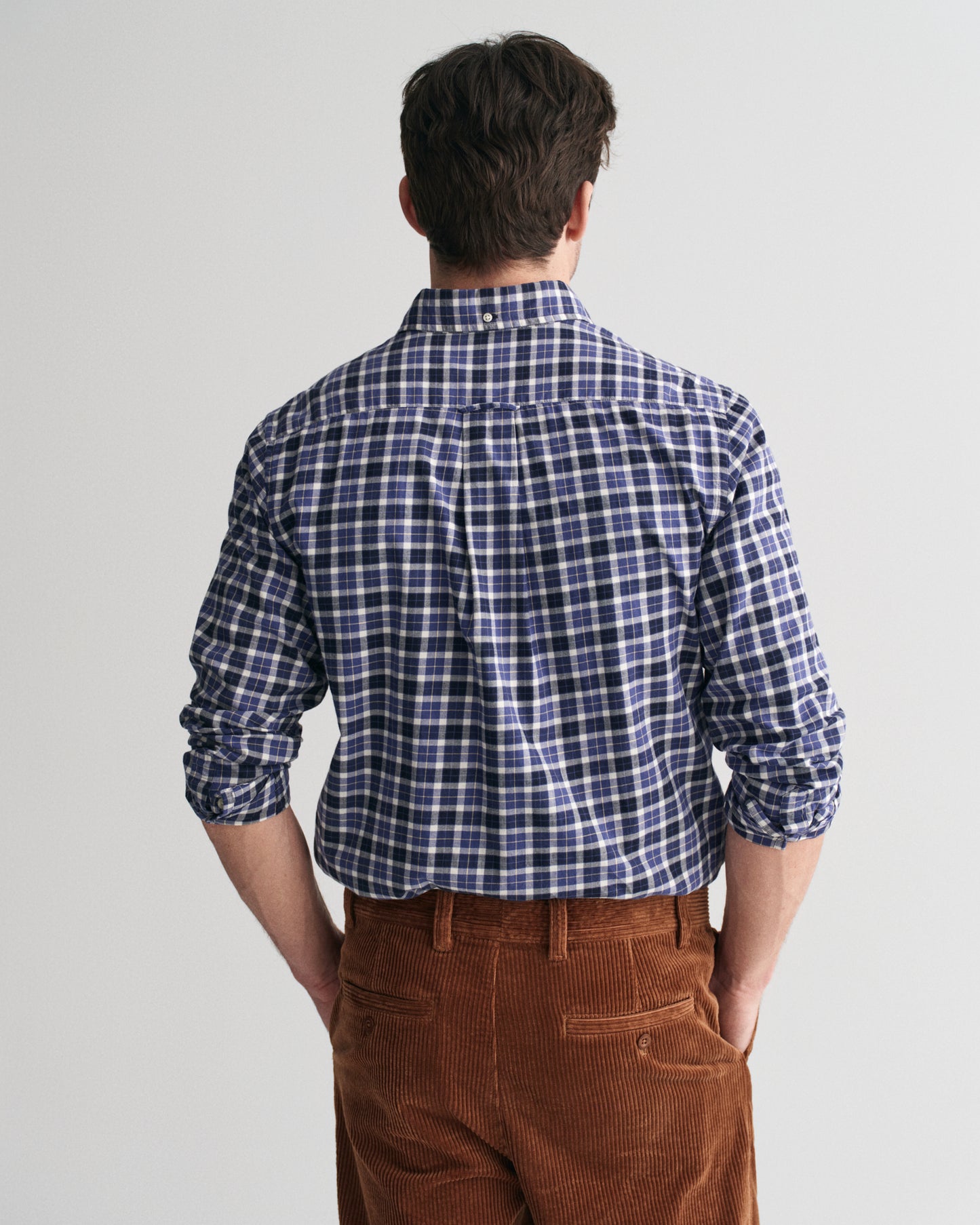 SAILOR NAVY, REG LIGHT TWILL CHECK SHIRT, BACK-VIEW BY GANT AU.