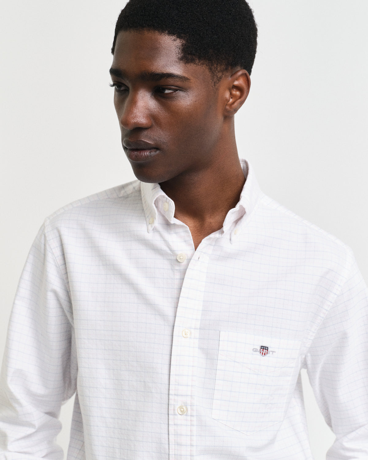 LIGHT PINK, REG CLASSIC OXFORD CHECK SHIRT, CLOSE-UP BY GANT AU.
