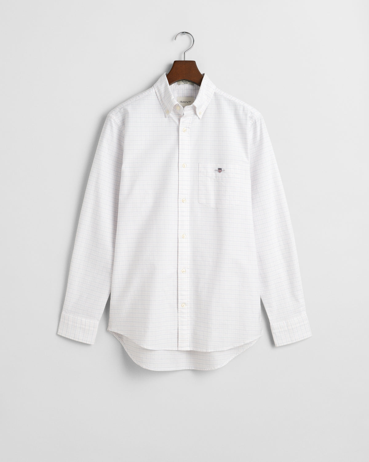 LIGHT PINK, REG CLASSIC OXFORD CHECK SHIRT, FLAT-LAY BY GANT AU.