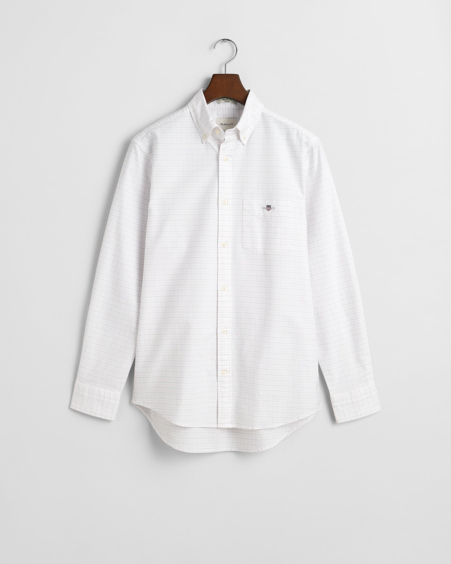 LIGHT PINK, REG CLASSIC OXFORD CHECK SHIRT, FLAT-LAY BY GANT AU.