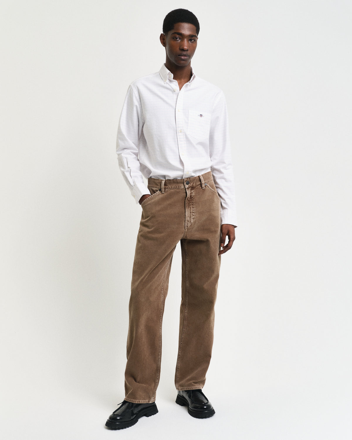 LIGHT PINK, REG CLASSIC OXFORD CHECK SHIRT BY GANT AU.