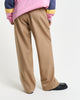 WARM KHAKI, PULL-ON PANTS, BACK-VIEW BY GANT AU.