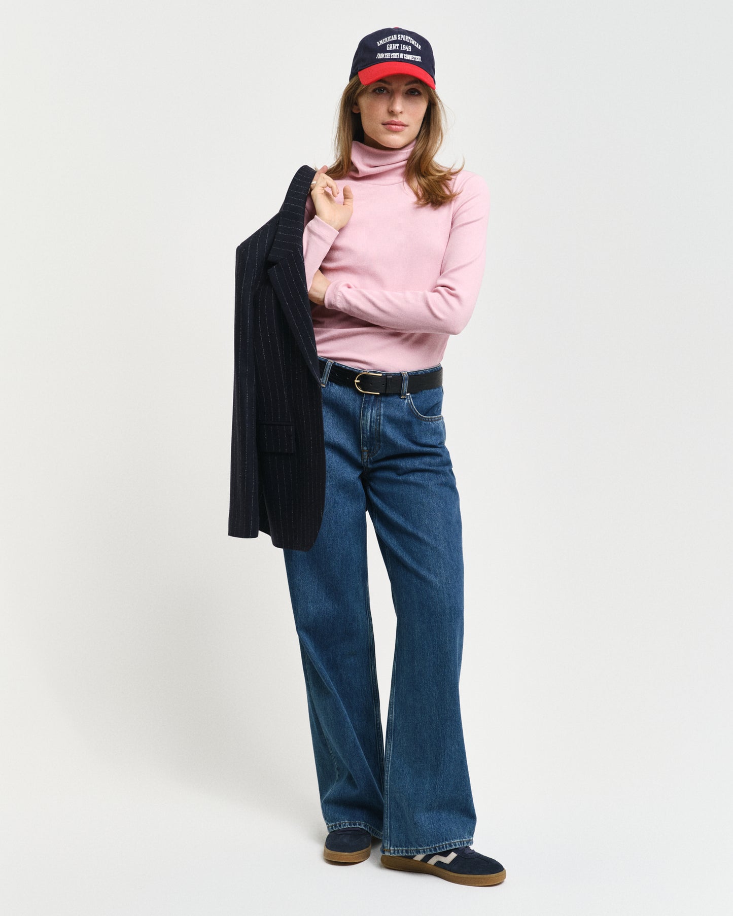 DUSTY PINK, SLIM RIB TURTLENECK BY GANT AU.