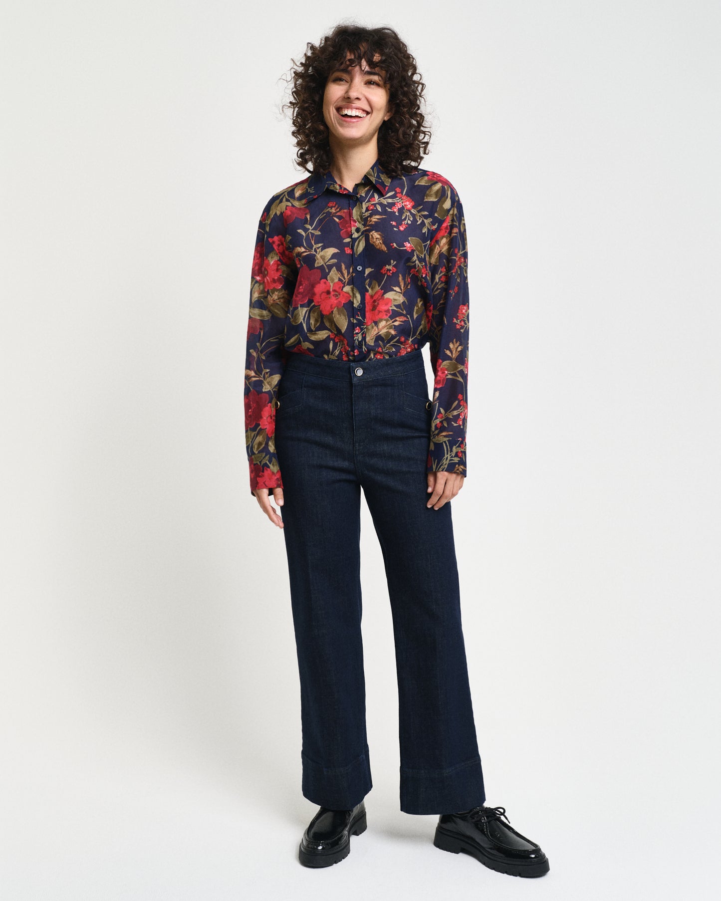 CLASSIC BLUE, REL ROSE PRINT COT SILK SHIRT BY GANT AU.