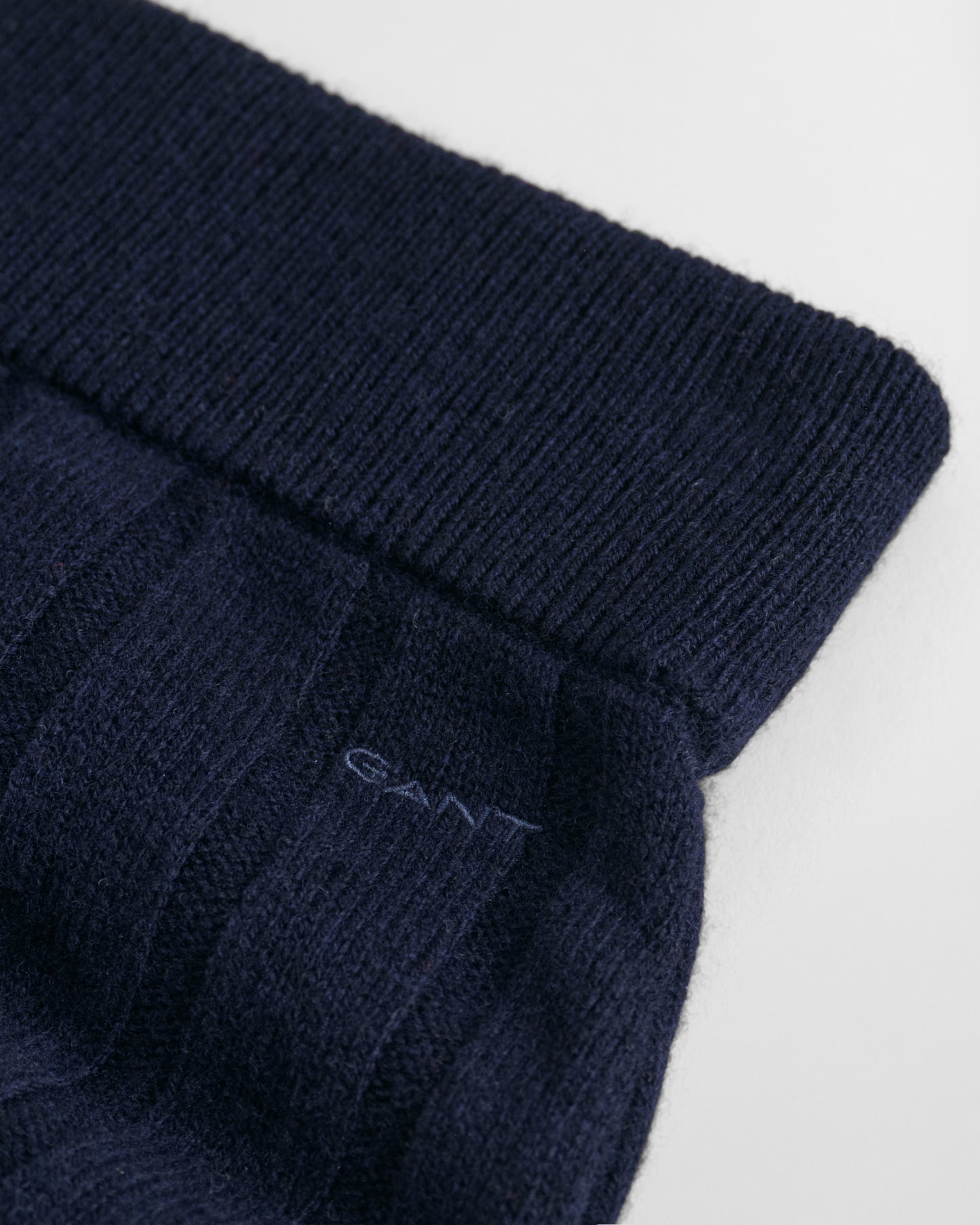 EVENING BLUE, WIDE RIBBED WOOL SKIRT, FLAT-LAY BY GANT AU.