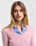 DUSTY PINK, STRETCH COTTON CABLE V-NECK, CLOSE-UP BY GANT AU.